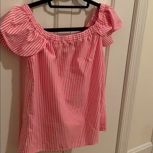 Ladies summer top from Vinyard vines. Like new! - Picture 4 of 4